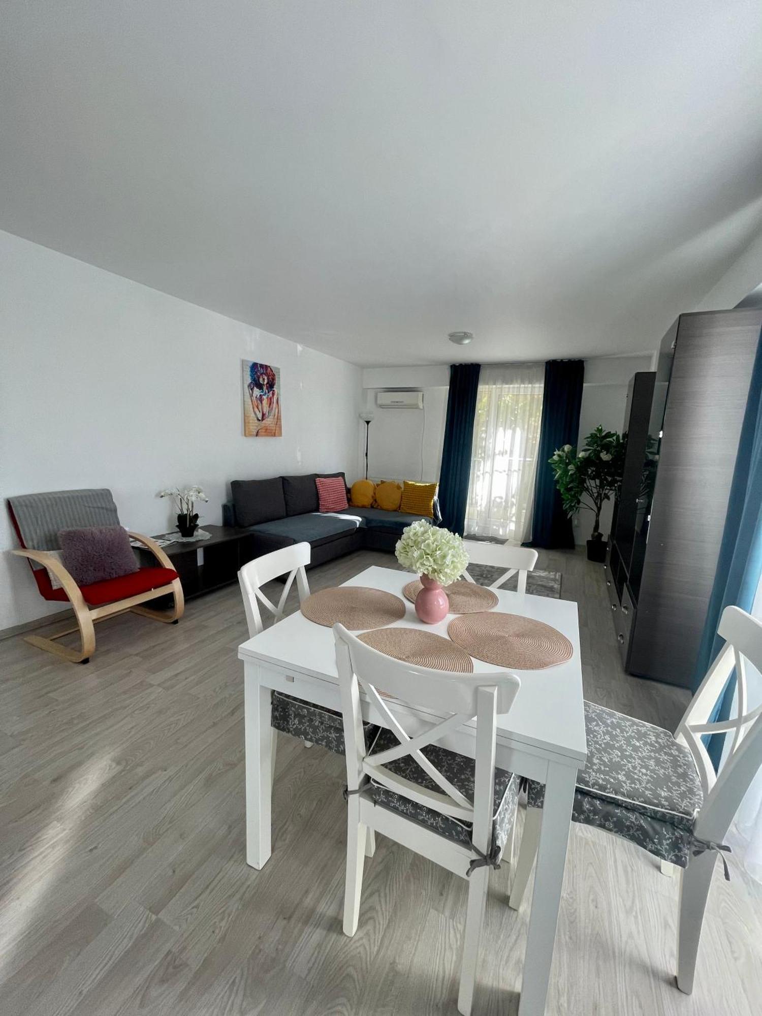 Fly Airport Residences & Therme-Self Check-In Otopeni Kültér fotó