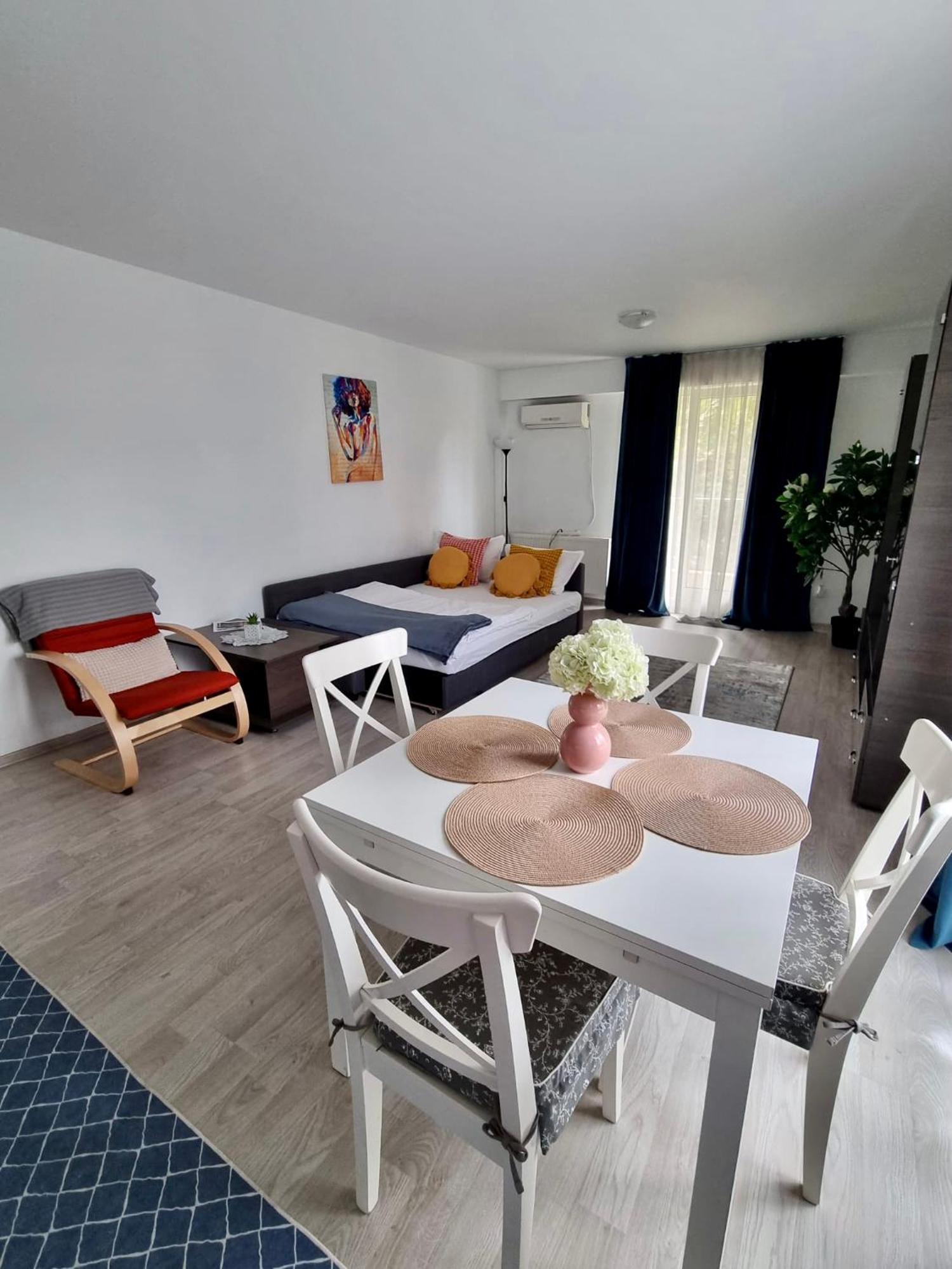 Fly Airport Residences & Therme-Self Check-In Otopeni Kültér fotó